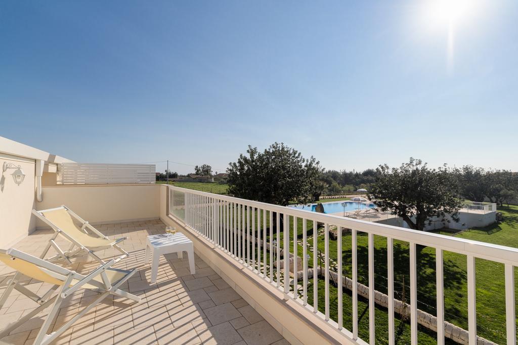 Il Giardino Dei Frangipani Apartment Santa Croce Camerina Luaran gambar